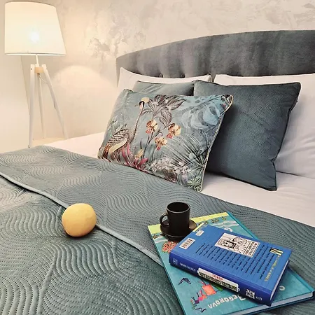 Old Town Serenity Breeze Prime Location